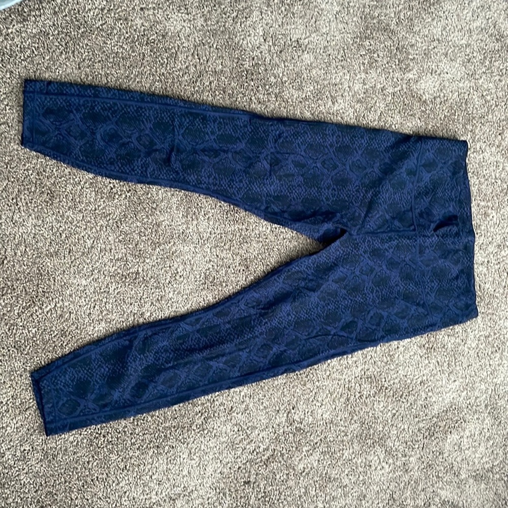 navy blue athleta leggings